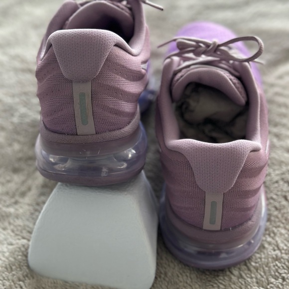 Nike Air Max - Picture 7 of 14